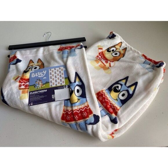 Bluey And Bingo Wearing Christmas Sweaters Soft Throw HOLIDAY Blanket 50 X 70” - Picture 1 of 13